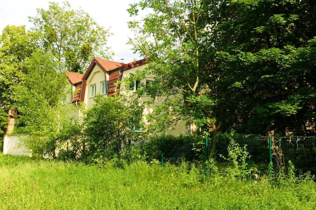 Campus Apartment Ernst Дрезден Экстерьер фото